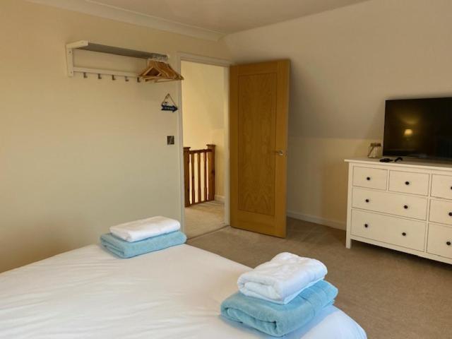 הרן ביי Stylish Contemporary Seaside Holiday Home With 5 Bedrooms, Sea View, Parking And Ev Point מראה חיצוני תמונה