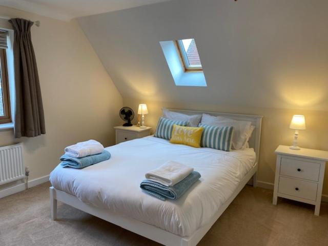 הרן ביי Stylish Contemporary Seaside Holiday Home With 5 Bedrooms, Sea View, Parking And Ev Point מראה חיצוני תמונה